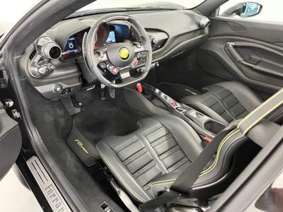 Ferrari F8 Spider Nero usata Parma