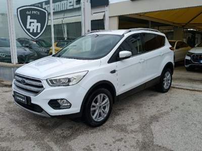 Ford Kuga 2.0 TDCI 150 CV S&S 4WD Powershift Titanium  I.E Bianco usata Augusta