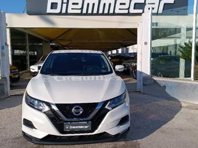 Nissan Qashqai 1.5 dCi 115 CV Tekna Automatica Bianco usata Augusta