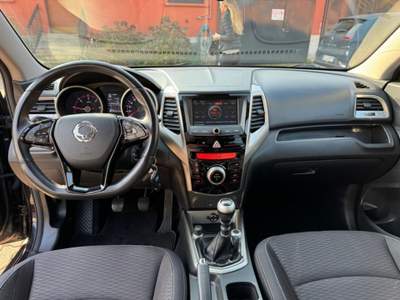 SsangYong Tivoli 1.6d 2WD Icon Nero usata Milano
