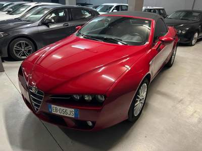 Alfa Romeo Spider 2.0 JTDm Exclusive Rosso usata Nichelino Alfa Romeo Spider 2.0 JTDm Exclusive Rosso usata Nichelino