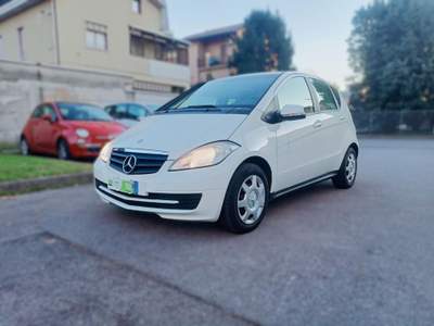 Mercedes-Benz Classe A BlueEFFICIENCY Special Edition - NEOPATENTATI Bianco usata Villasanta