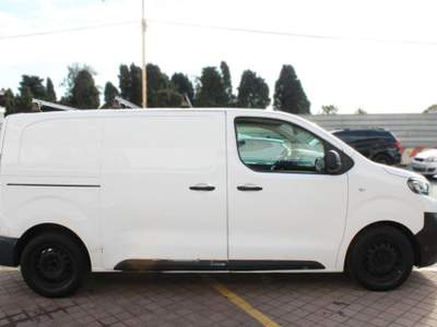Peugeot Expert BlueHDi 120 S&S PL-TN Combi Standard Bianco usata Sanremo