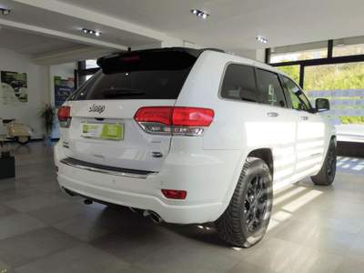 Jeep Grand Cherokee 3.0 V6 CRD 250 CV Multijet II Overland Bianco usata Amantea CS