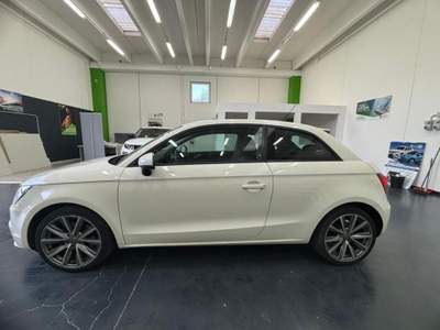 Audi A1 1.6 TDI 105CV KM CERT, FULL-LED,NAV. Bianco usata Nuoro