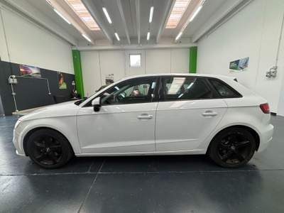 Audi A3 SPB 2.0 TDI S tronic, KM CER, NAV, CAM, CLIM BIZ. Bianco usata Nuoro
