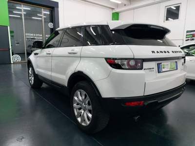 Land Rover Range Rover Evoque 2.2 TD4 5p. Prestige Km Certificati Bianco usata Nuoro