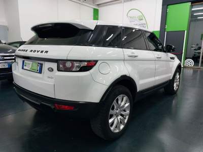Land Rover Range Rover Evoque 2.2 TD4 5p. Prestige Km Certificati Bianco usata Nuoro