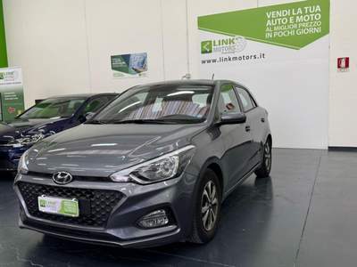Hyundai i20 1.2 KM CERT, NEOPATENTATI,NAV Grigio usata Nuoro