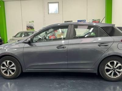 Hyundai i20 1.2 KM CERT, NEOPATENTATI,NAV Grigio usata Nuoro