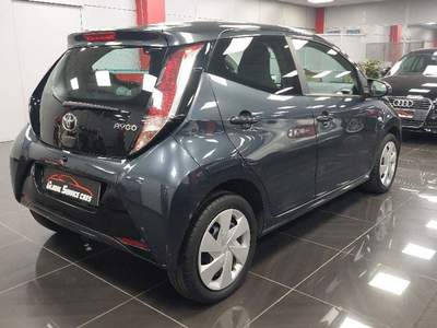 Toyota Aygo 1.0 VVT-i 69 CV 5 porte x-wave MMT Grigio usata Vicolungo