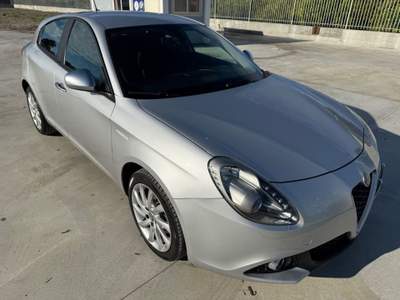 Alfa Romeo Giulietta 1.6 JTDm TCT 120 CV Super PERFETTA Argento usata Bianco