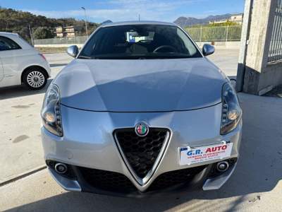Alfa Romeo Giulietta 1.6 JTDm TCT 120 CV Super PERFETTA Argento usata Bianco