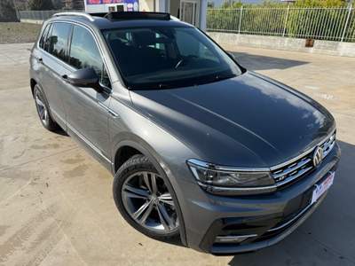 Volkswagen Tiguan 2.0 TDI R-LINE TETTO APRIBILE IVA ESPOSTA Grigio usata Bianco