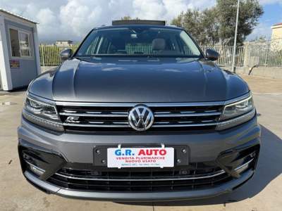 Volkswagen Tiguan 2.0 TDI R-LINE TETTO APRIBILE IVA ESPOSTA Grigio usata Bianco