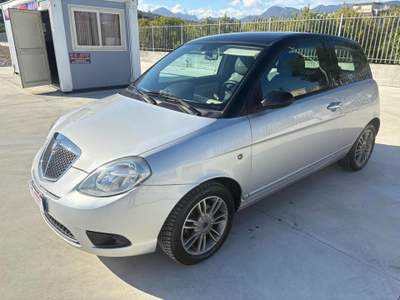 Lancia Ypsilon LANCIA YPSILON  1.3 JTD MULTIJET PLATINO Grigio usata Bianco