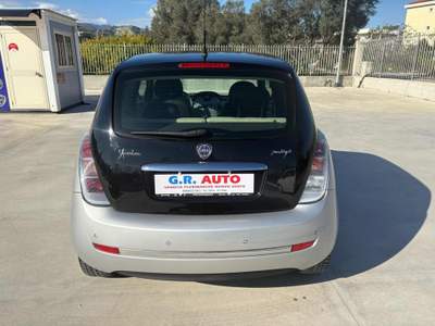 Lancia Ypsilon LANCIA YPSILON  1.3 JTD MULTIJET PLATINO Grigio usata Bianco
