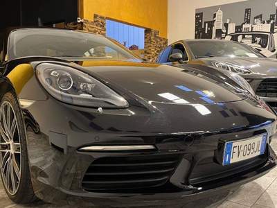 Porsche 718 718 Cayman 2.0 Nero usata Borgo San Dalmazzo