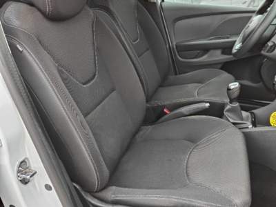 Renault Clio TCe 12V 90 CV GPL 5 porte Business Bianco usata Scorrano