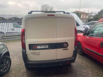 Fiat Doblò Maxi 1.6 mjt 16v Easy s&s 105cv Argento usata Bollate