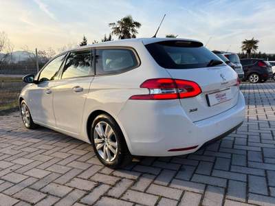 Peugeot 308 BlueHDi 130 S&S EAT8 SW NAVI*VIRTUAL COCKPIT Bianco usata Savoia di Lucania