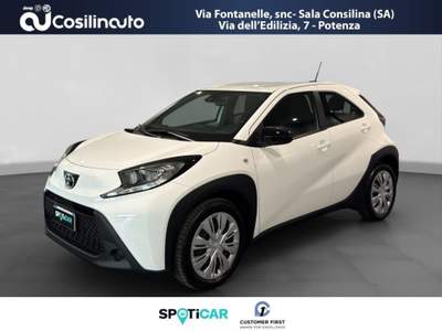 Toyota Aygo 1.0 VVT-i 72 CV 5 porte Lounge Airmy24 Bianco usata Sala Consilina