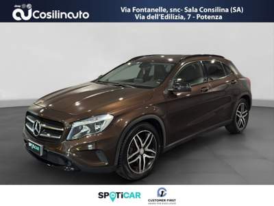 Mercedes-Benz GLA GLA Automatic Business Sport 136 CV 4X4 Marrone usata Sala Consilina