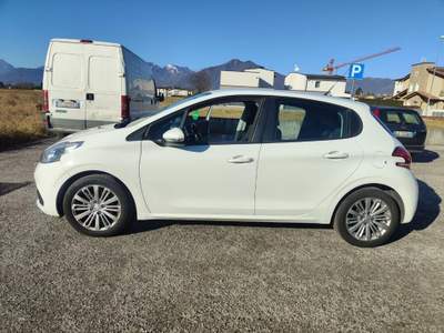 Peugeot 208 1,2 Benzina ( DISTRIBUZIONE FATTA ) Bianco usata Torri di Quartesolo