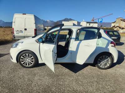 Peugeot 208 1,2 Benzina ( DISTRIBUZIONE FATTA ) Bianco usata Torri di Quartesolo