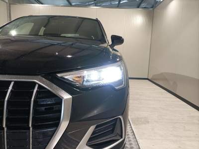 Audi Q3 35 TDI Business Advanced Nero usata Magenta