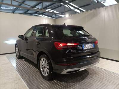 Audi Q3 35 TDI Business Advanced Nero usata Magenta