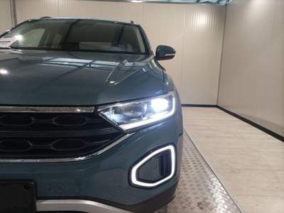 Volkswagen T-Roc 1.5 TSI ACT Life Blu/Azzurro usata Dormelletto