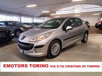 Peugeot 207 1.4 8V 75CV 5p. Energie** Neopatentati OK** Argento usata Borgaro Torinese