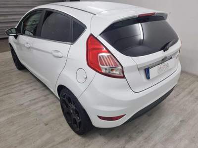 Ford Fiesta 1.5 TDCi 95CV 5 porte Titanium Bianco usata Gerenzano