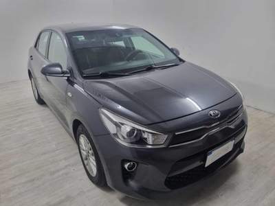 Kia Rio 1.2 CVVT 5p. Cool Grigio usata Gerenzano