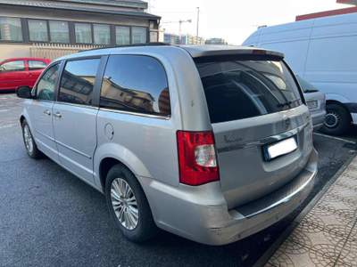 Lancia Voyager 2.8 Turbodiesel Platinum 163 CV#DISTRIBUZIONE OK Argento usata Brugherio