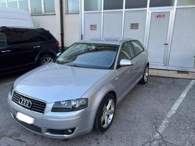 Audi A3 2.0 16V FSI Ambition#DISTRIBUZIONE APPENA ESEGUITA Argento usata Brugherio