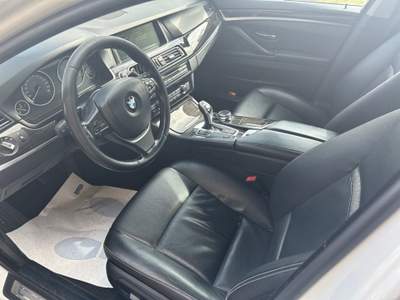 BMW Serie 5 530dA dA 258CV Touring Luxury Bianco usata Rodengo Saiano