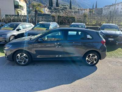 Hyundai i30 1.0 100 CV DCT  Business Grigio usata Arco