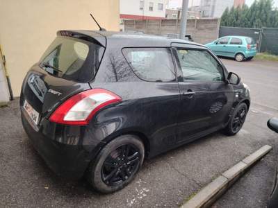 Suzuki Swift 1.3 DDiS 3 porte GL Style NEOPATENTATI Nero usata Bareggio
