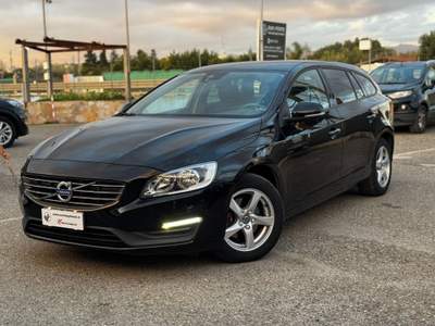 Volvo V60 D2 1.6 Powershift Kinetic Nero usata Quartu Sant'Elena