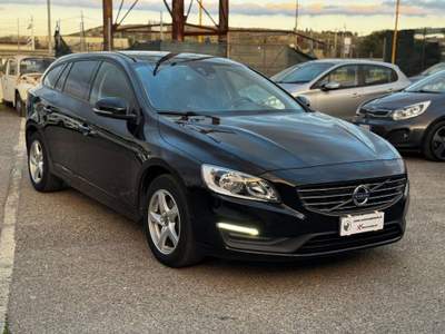 Volvo V60 D2 1.6 Powershift Kinetic Nero usata Quartu Sant'Elena