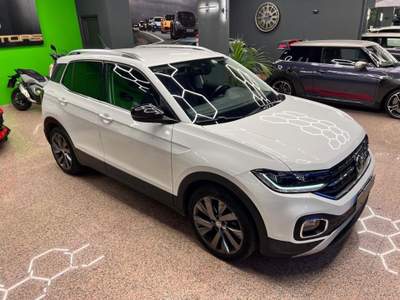 Volkswagen T-Cross 1.0 TSI 115 CV First Edition Bianco usata Mascali