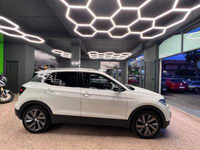 Volkswagen T-Cross 1.0 TSI 115 CV First Edition Bianco usata Mascali
