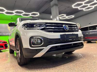 Volkswagen T-Cross 1.0 TSI 115 CV First Edition Bianco usata Mascali