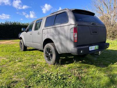 Nissan Navara 2.5 dCi 4 porte Double Cab LE, FINANZIABILE Grigio usata Roma