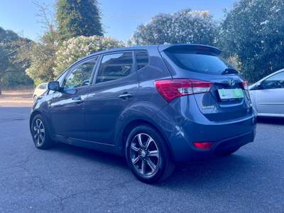 Hyundai ix20 1.6 CRDI 115 CV XPossible Blu/Azzurro usata Roma