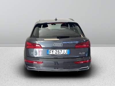 Audi Q5 II 2017 -  40 2.0 tdi S line Plus quattro 190cv s Grigio usata Mosciano Sant'Angelo