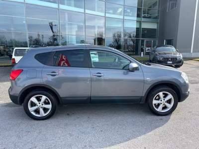 Nissan Qashqai 1.6 16V GPL "VENDUTA A COMMERCIANTI DEL SETTORE"" Grigio usata Beinette