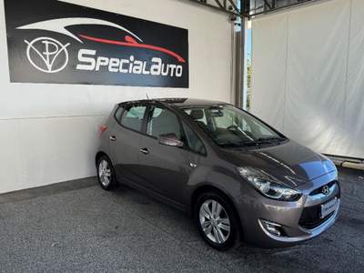 Hyundai ix20 cil. 1.4 90 CV Light Grigio usata Giugliano in Campania